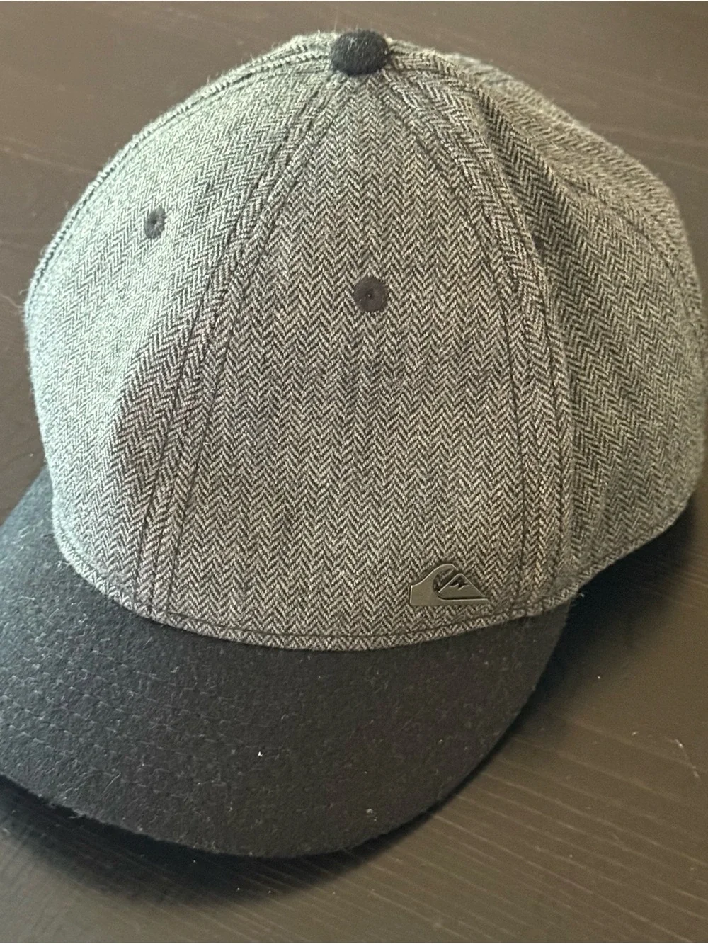 Quiksilver Herringbone-Textured Short Brim Fitted Hat, SM/MED